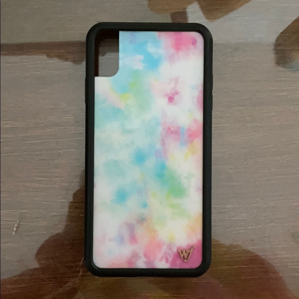 UO Exclusive wildflower case for IPhone XS max